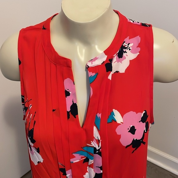 Stitch Fix Market & Spruce Red Floral Sleeveless Top - Picture 2 of 4